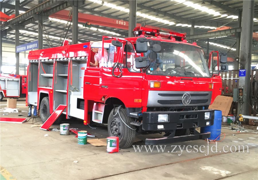 東風153消防車后期加工 東風153消防車后期加工