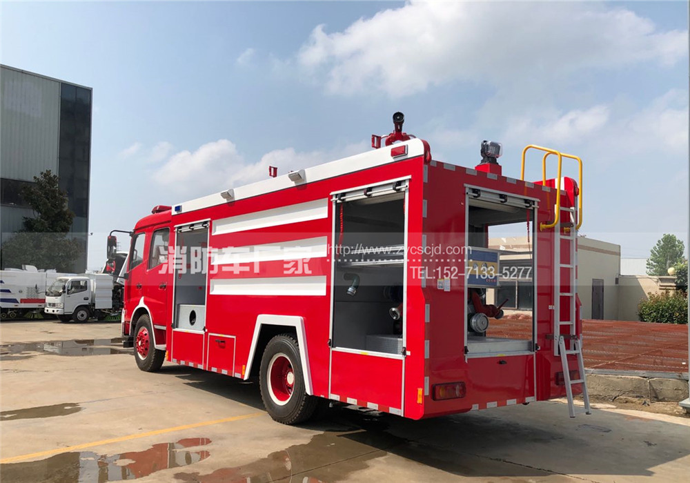 東風天錦水罐消防車 東風天錦水罐消防車
